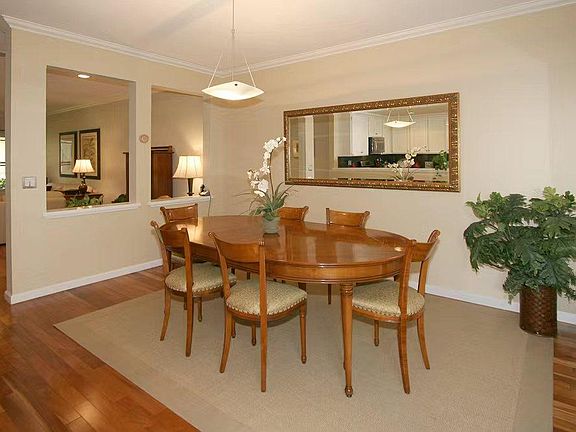 3rd image of 938 La Mesa Ter Unit G