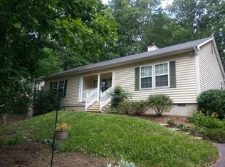 27 Tuscaroa Dr, Palmyra, VA 22963
