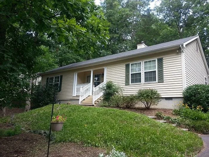 27 Tuscaroa Dr photo 1