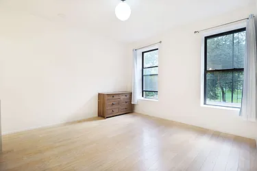 Rented by Uptown Flats LLC