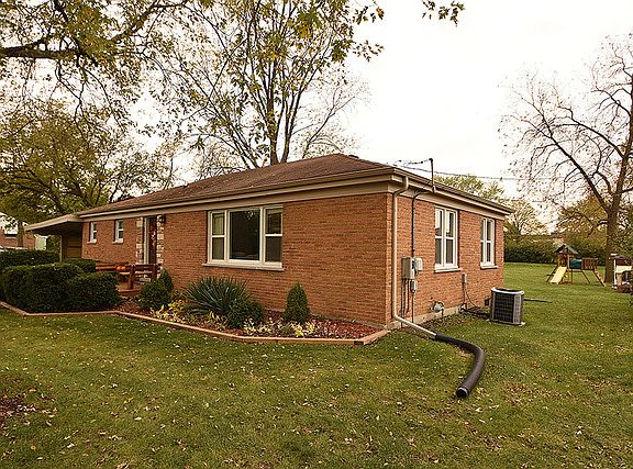2nd image of 16348 Oak Park Ave