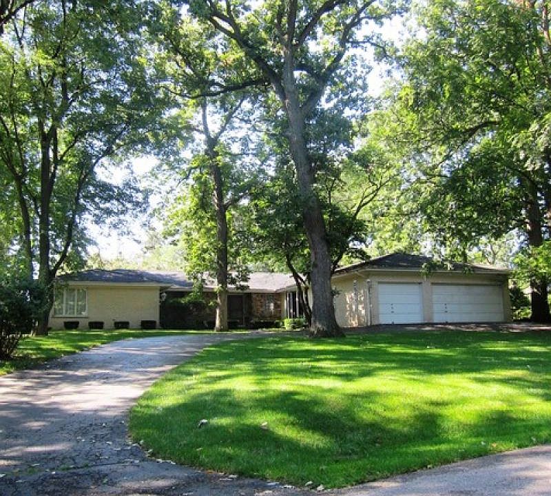1st image of 283 E Longacres Ln