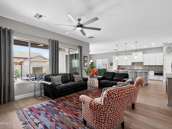 5th image of 3127 W LANGUID Lane