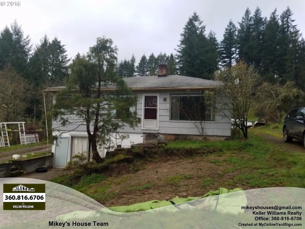 205 N Maple Hill Rd photo 1