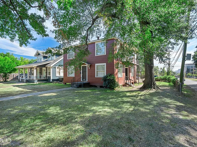 1353 Glen Oak Pl #A — Photo 3