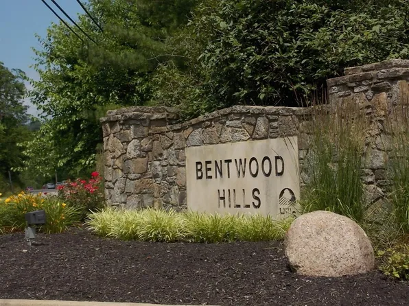 490 Lakeview Dr Unit 2, Wilder, KY 41071