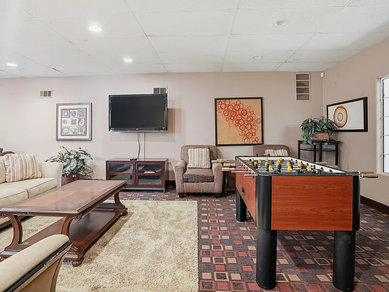 Shadowridge Woodbend — Photo 45