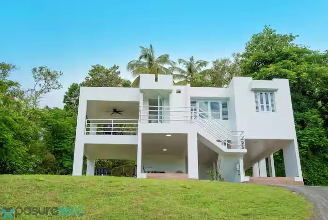 3 bed, 2.5 bath, 1000 sqft, $2,500 — Photo 1