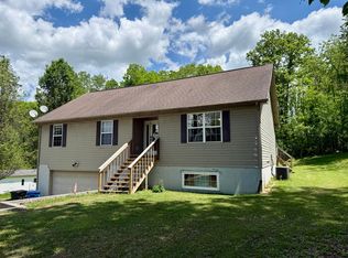 1099 S Highway 1651, Stearns, KY 42647