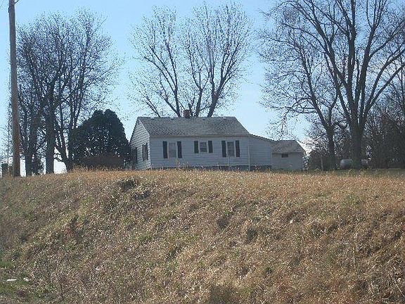 2nd image of 5055 Crandall Lanesville Rd NE