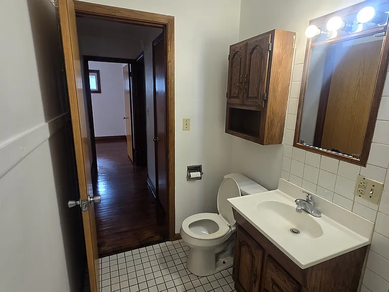 1524 Jackson St — Photo 13