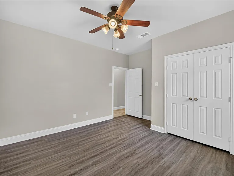 3205 Bois D Arc St — Photo 18