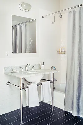 Rented by Two Trees | media 12