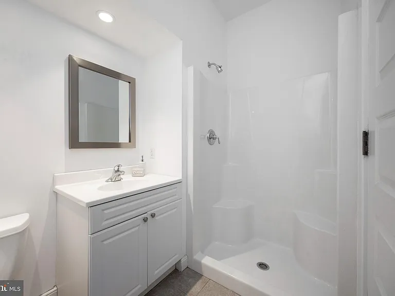 115 Bullock Rd — Photo 38