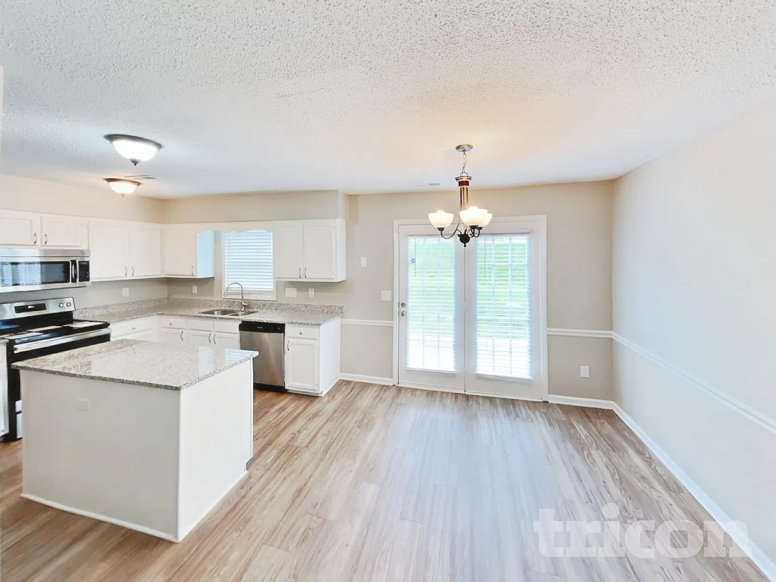 1004 Basswood Avenue High Point NC — Photo 4