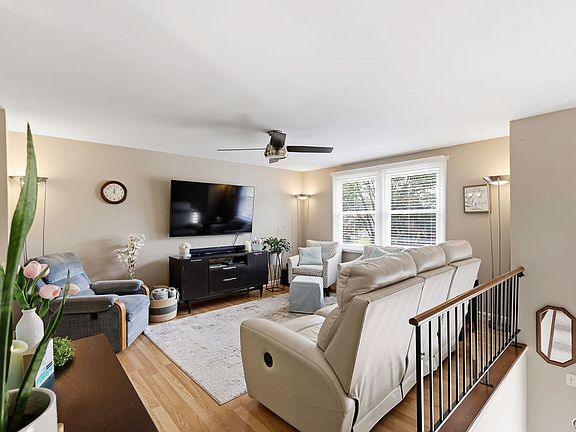 4th image of 507 Rita Dr
