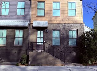 1093 Crest Cir SE, Atlanta, GA 30312