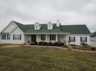 375 Winchester Way, Winfield, MO 63389