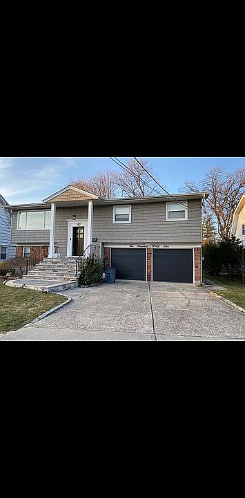 1st image of 142 Willis Ct