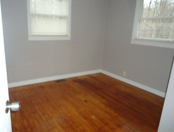 5th image of 776 Oakland Dr