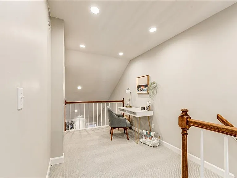 1302 Defoors Lndg NW — Photo 19