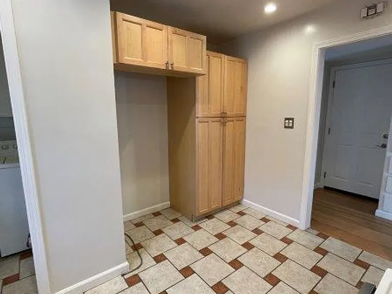 3922 Arden Way — Photo 9