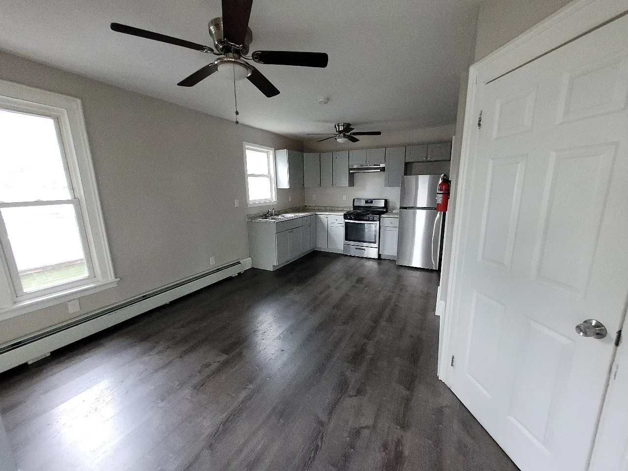 3 bed, $2,000 — Photo 4