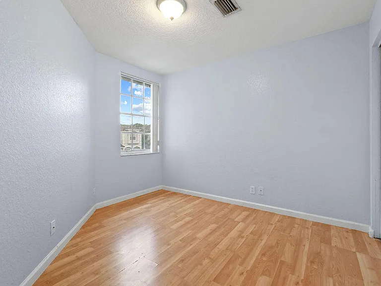 952 Summit Lake Dr — Photo 27