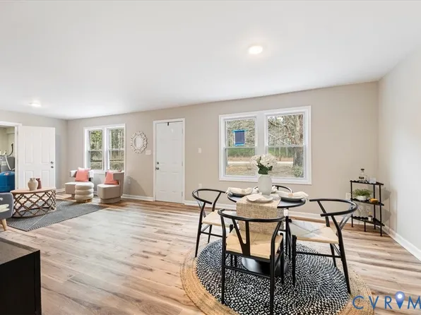 1989 Cox Rd, Blackstone, VA 23824