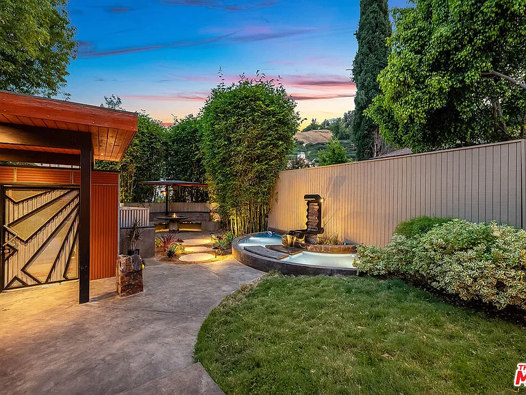 22277 Buena Ventura St — Photo 59