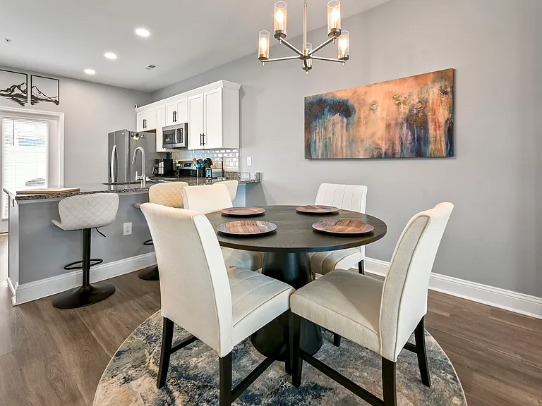 829 Moen Pl — Photo 7