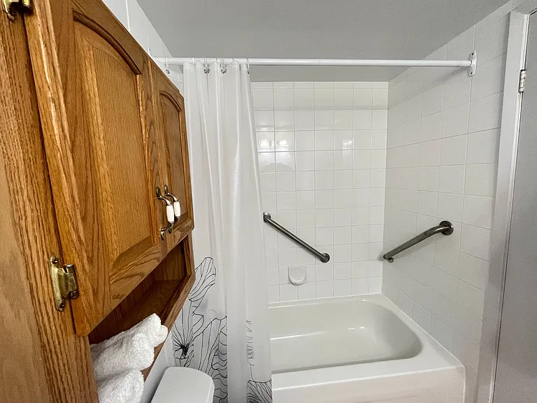 1825 W 8th Ave #101 — Photo 15