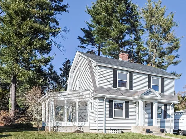 342 Old Connecticut Path, Framingham, MA 01701