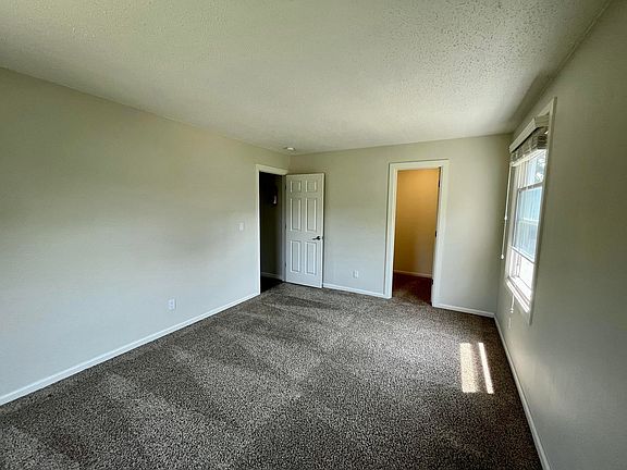 2nd image of 2622 Cherrywood Ct