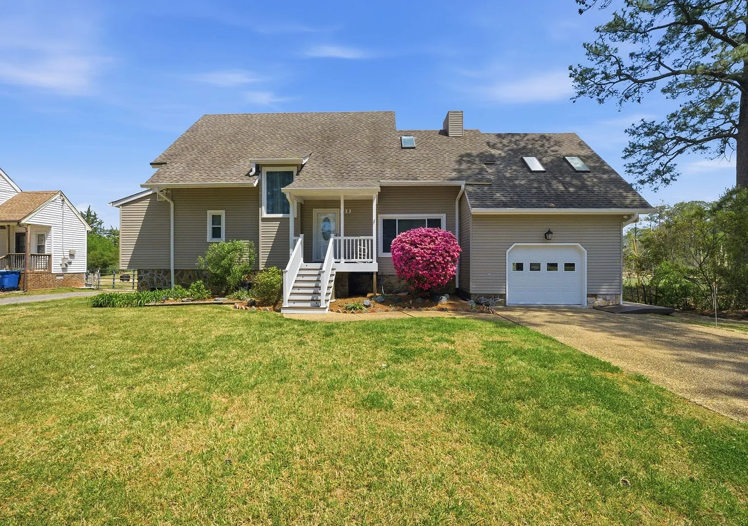 20 B Freeman Drive Poquoson 3 BR House — Photo 1