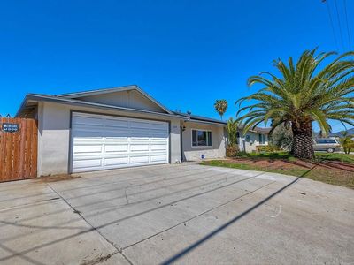 1344 E Washington Ave, Escondido, CA, 92027