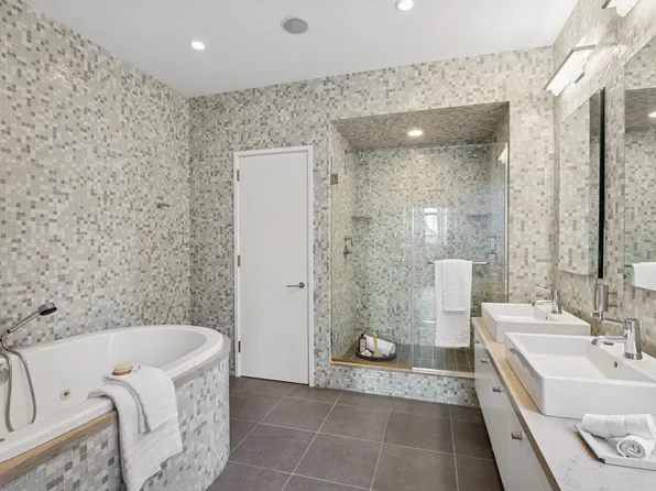 109 West 26th Street image 12 of 22