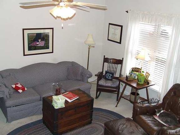 4th image of 71 Crystal Oaks Ct