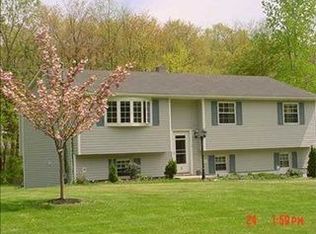 9 Adonna Dr, Newburgh, NY 12550