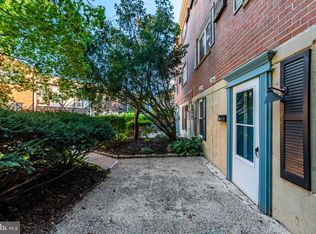 207 Walnut Hill Rd APT C1, West Chester, PA 19382