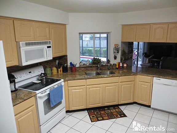 4th image of 2239 Tioga Dr
