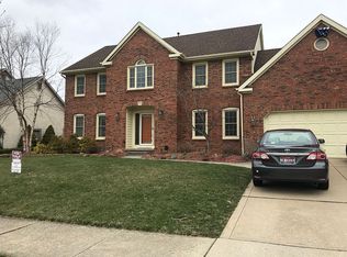 1110 Blue Heron Dr, Westerville, OH