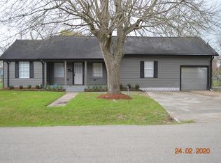 1003 N Arcola St, Angleton, TX 77515