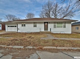 205 E Church St, Cook, NE 68329