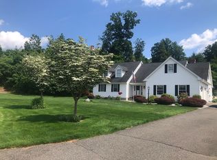 7 Wildwood Ln, Wilbraham, MA 01095