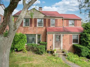 23613 E Baintree Rd, Beachwood, OH 44122