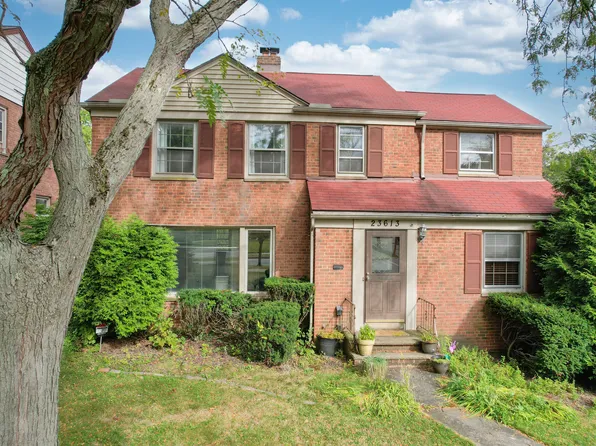 23613 E Baintree Rd, Beachwood, OH 44122