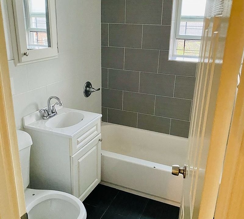 2nd image of 91-34 195th St #2B