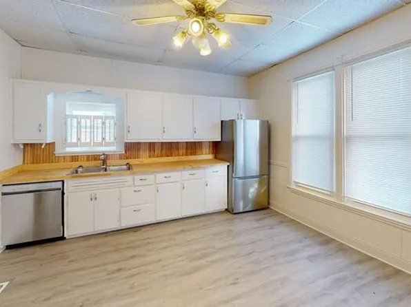 1204 2nd St NW, Mandan, ND 58554