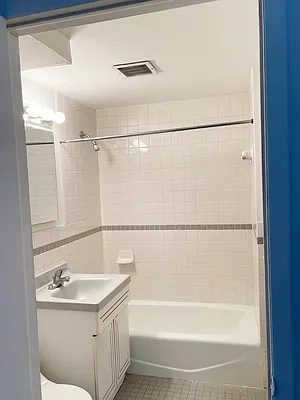 Rented by Green Manzana LLC | media 19